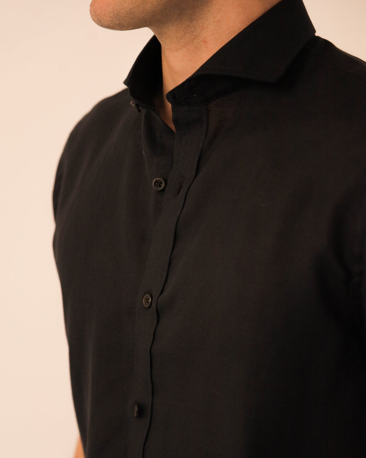 Camisa 100% Lino Cuello Francés Manga Corta- European Flax Jet Black