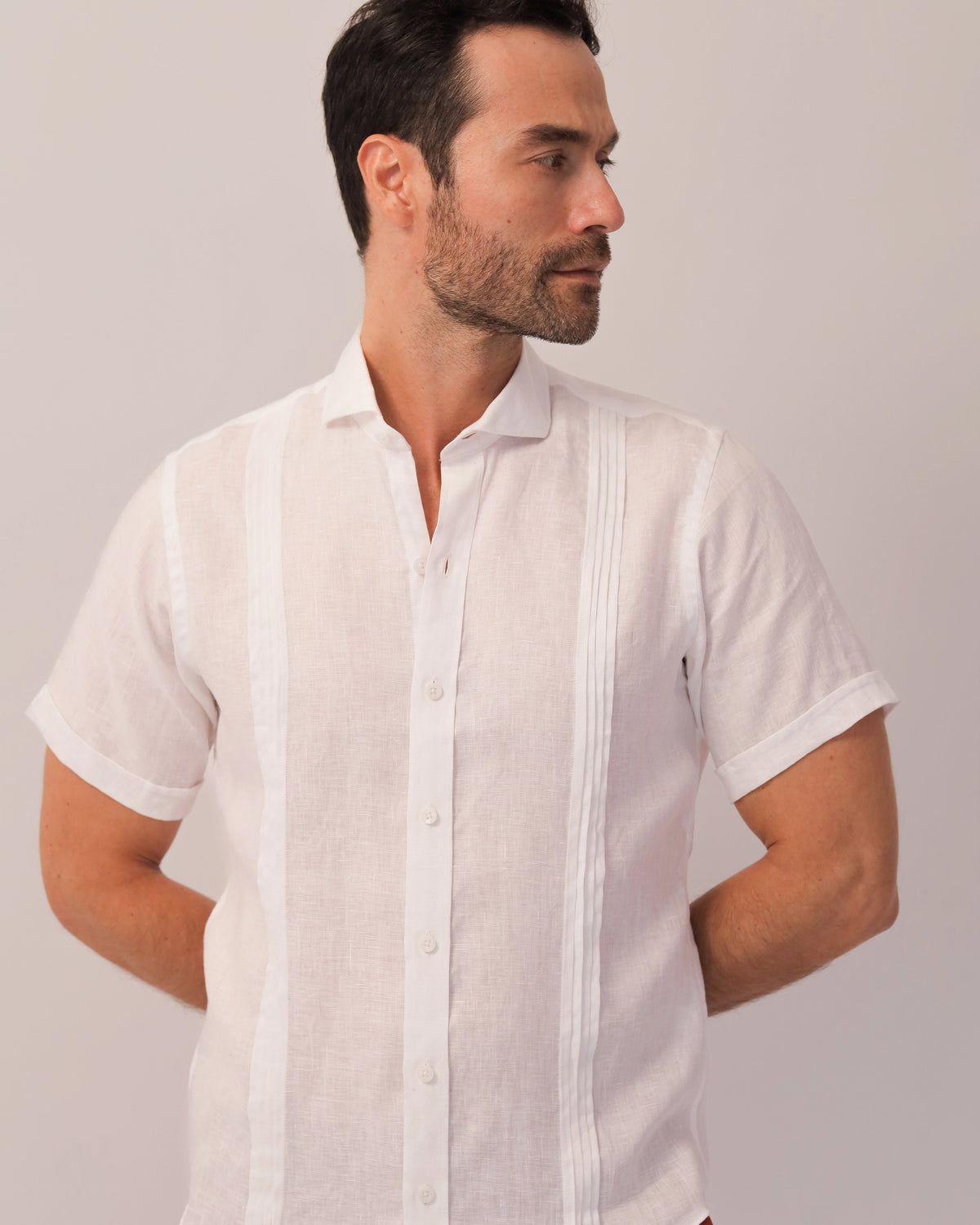 Guayabera 100% Lino Cuello Francés Manga Corta