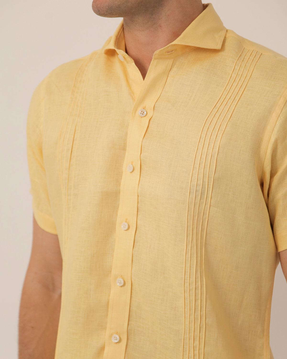 Guayabera 100% Lino Cuello Francés Manga Corta