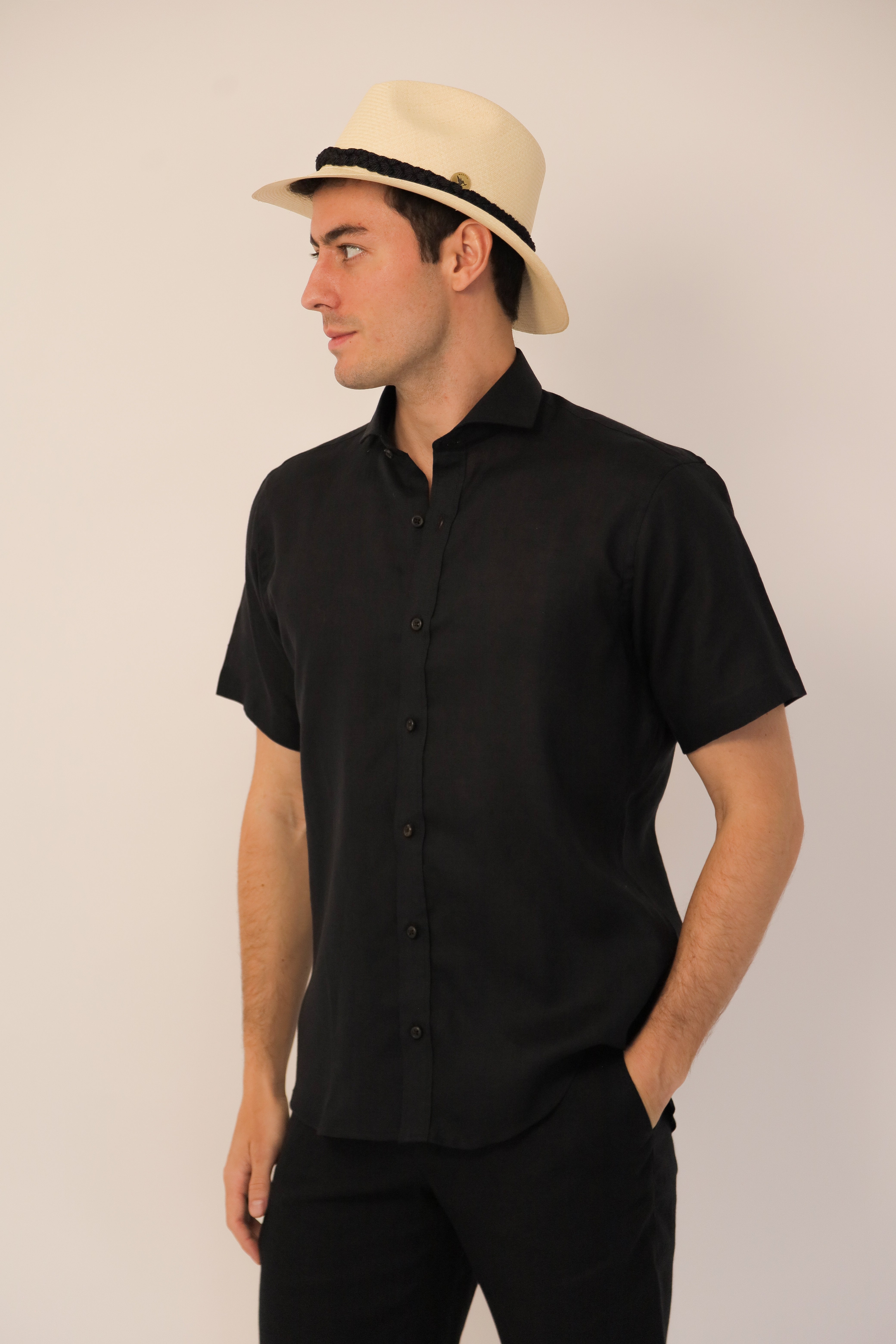 Camisa 100% Lino Cuello Francés Manga Corta- European Flax Jet Black
