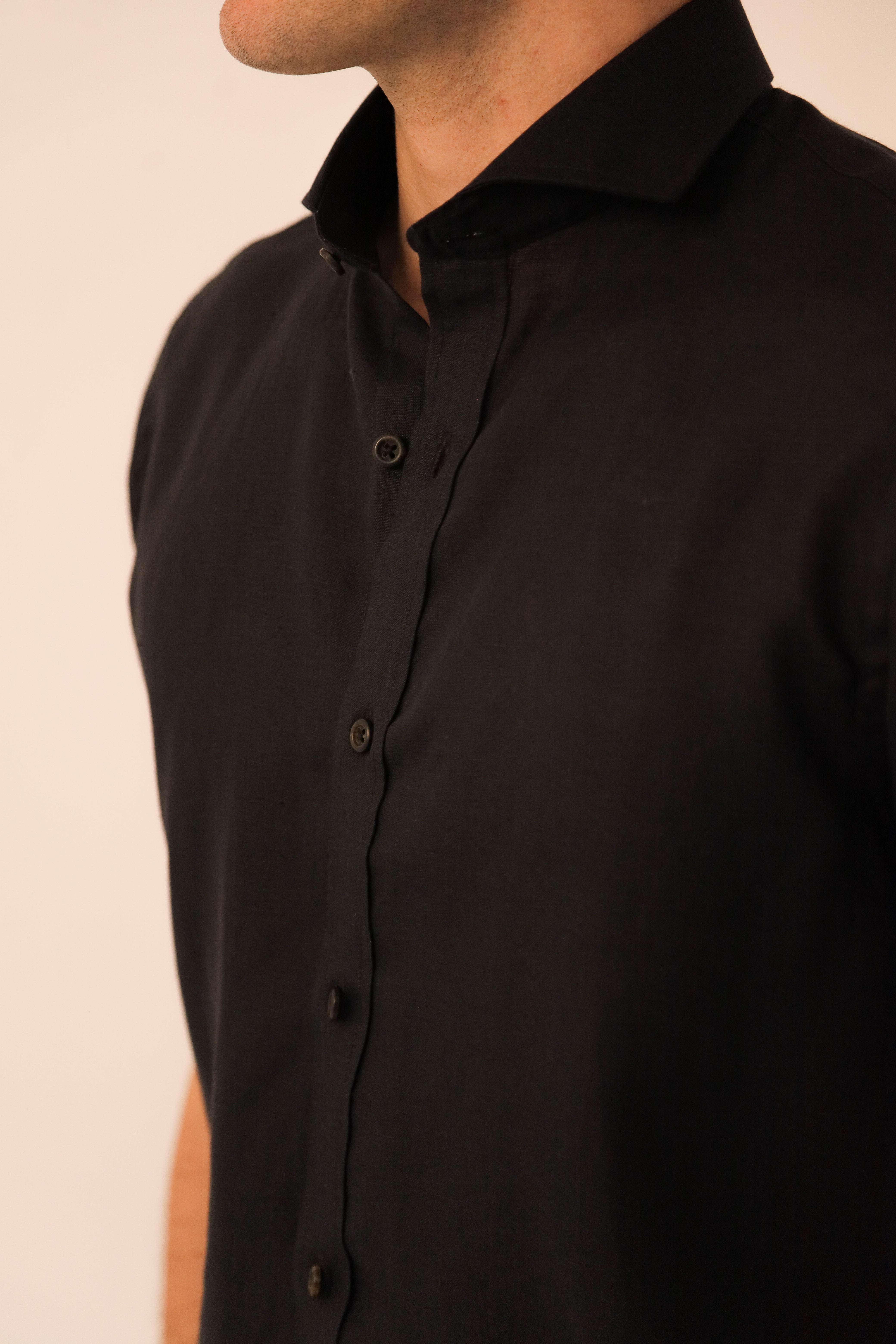 Camisa 100% Lino Cuello Francés Manga Corta- European Flax Jet Black